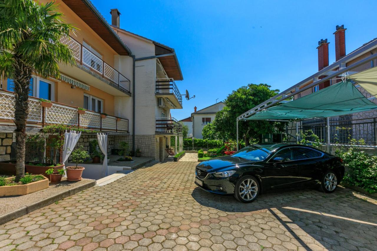Apartments Kira Crikvenica Exterior photo